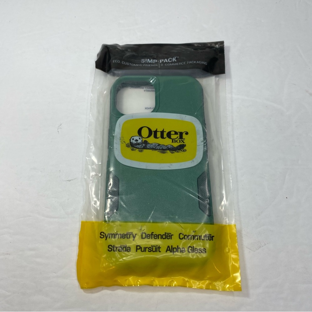 otter box simp pack commuter iPhone 14 green new $50